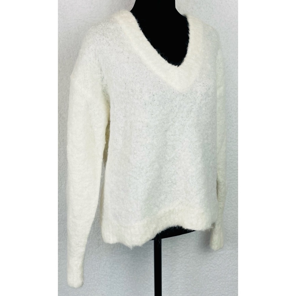WILFRED • Aritzia Off-White/Cream Marseille Alpaca V-Neck Pullover Sweater, S - Picture 12 of 16